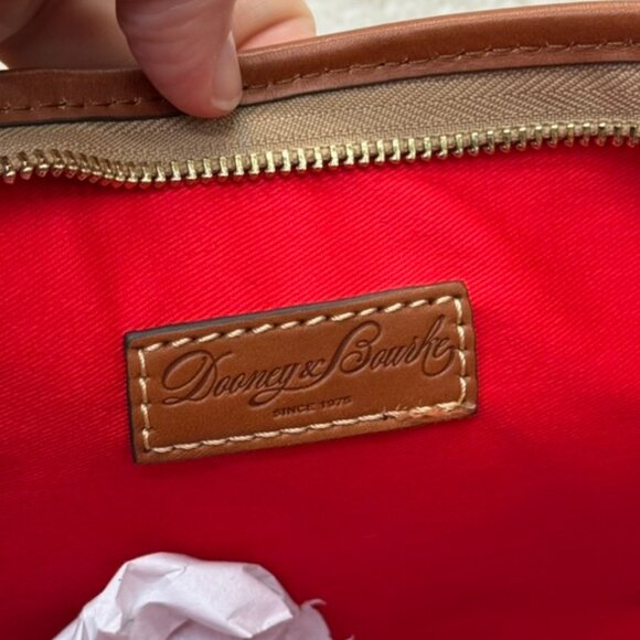 DOONEY & BOURKE Hobo Handbag in Bone Italian Leather Ostrich NEW - Picture 8 of 12